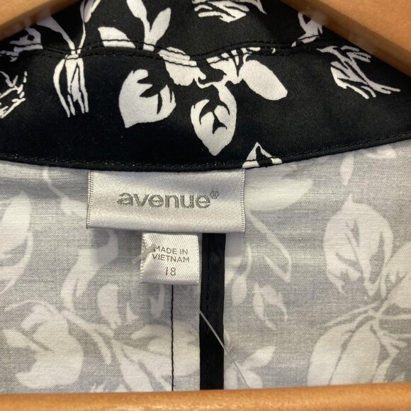 NWT Avenue Lighweight Floral Blazer Jacket Womens 18 Black White Ruched Sleeve - Picture 8 of 14